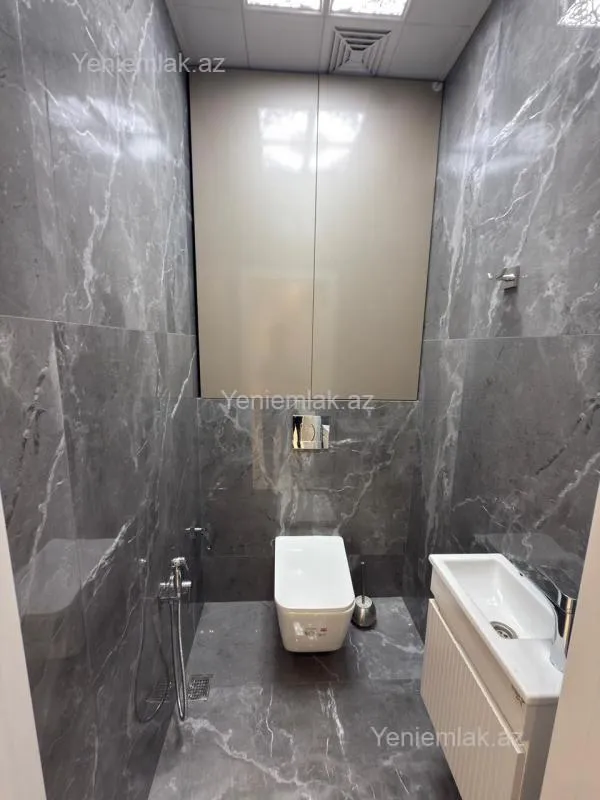 Satılır 2 otaqlı yeni tikili 77 m²