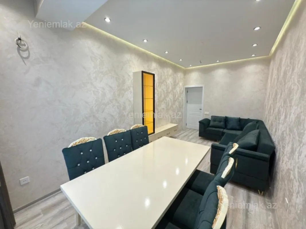 Satılır 2 otaqlı yeni tikili 77 m²