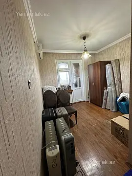Satılır 3 otaqlı köhnə tikili 80 m²