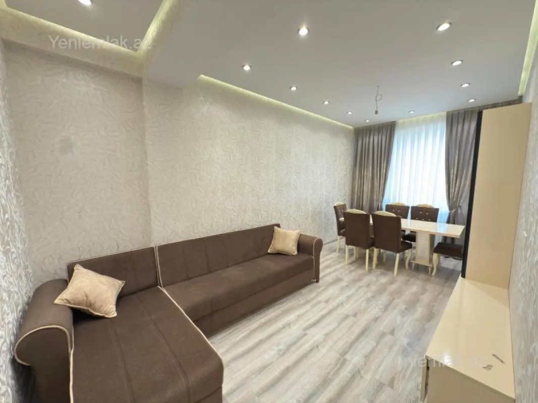 Satılır 2 otaqlı yeni tikili 80 m²