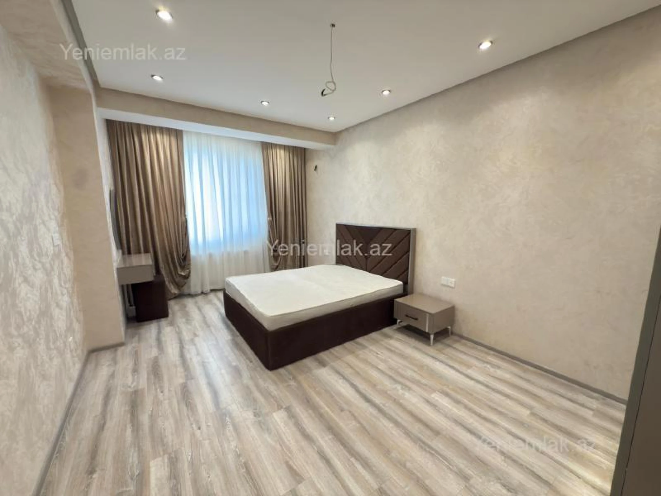 Satılır 2 otaqlı yeni tikili 80 m²