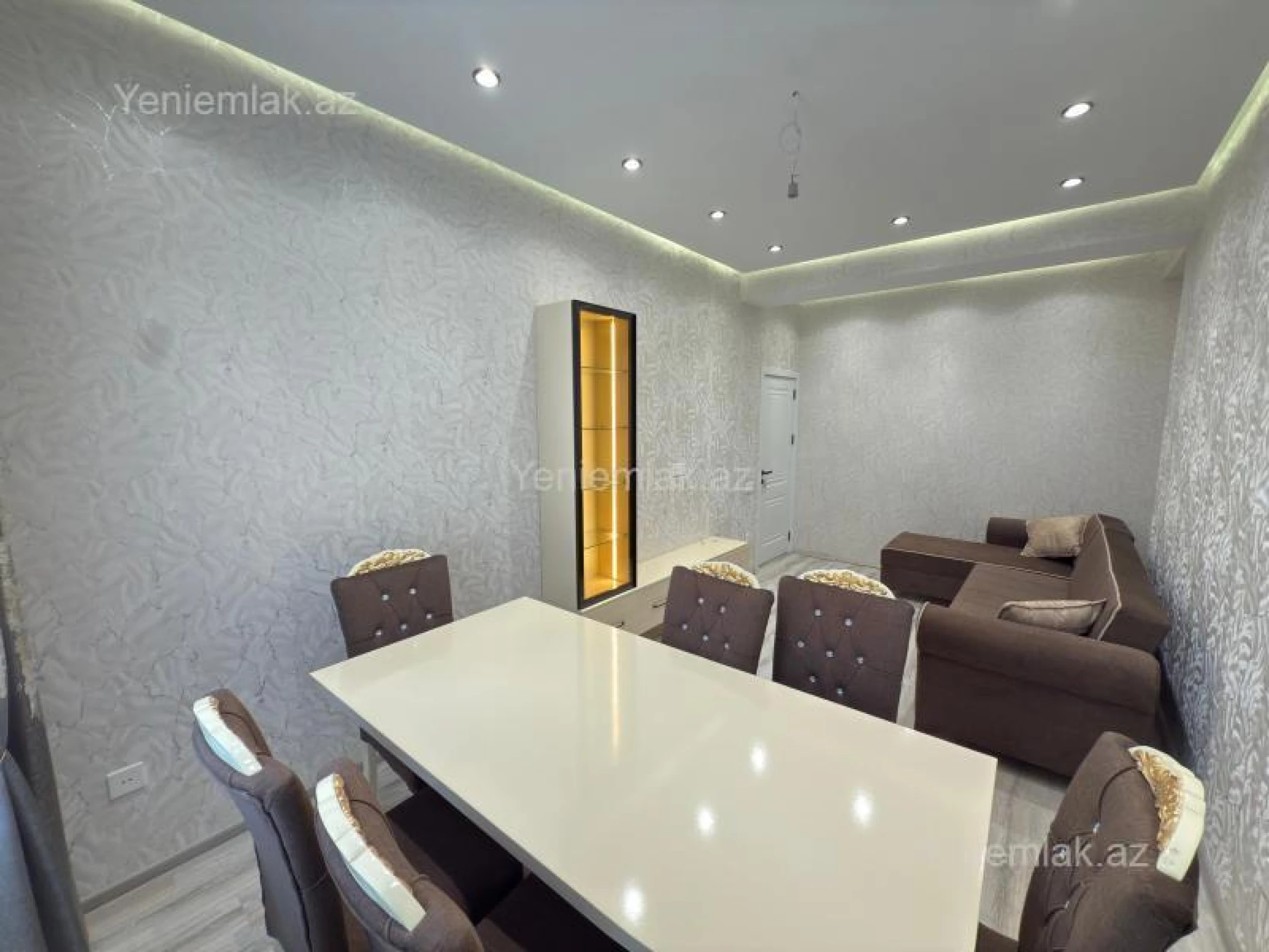 Satılır 2 otaqlı yeni tikili 80 m²