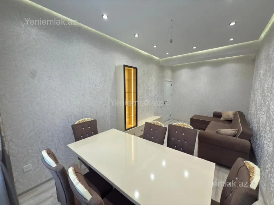 Satılır 2 otaqlı yeni tikili 80 m²