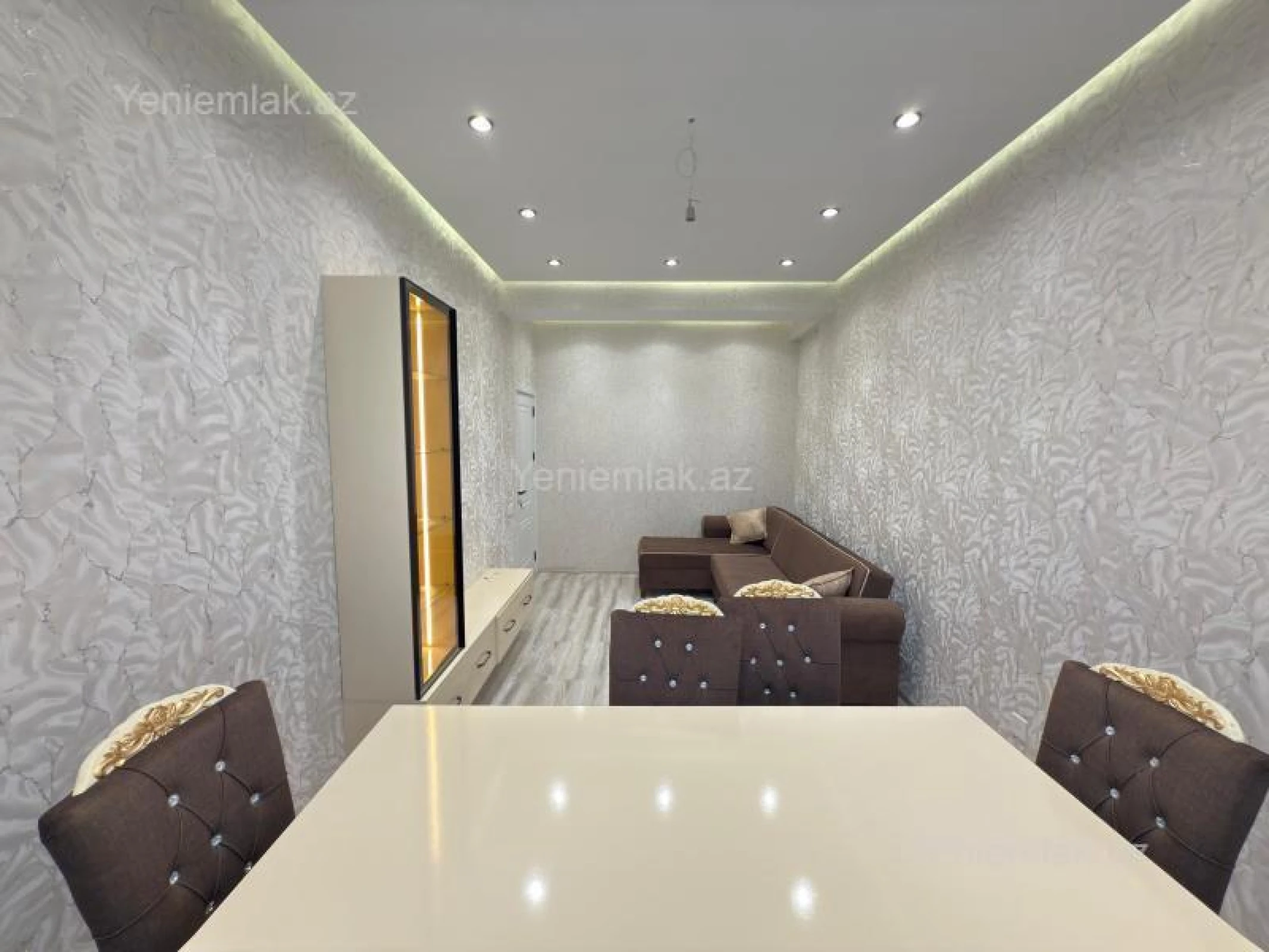 Satılır 2 otaqlı yeni tikili 80 m²