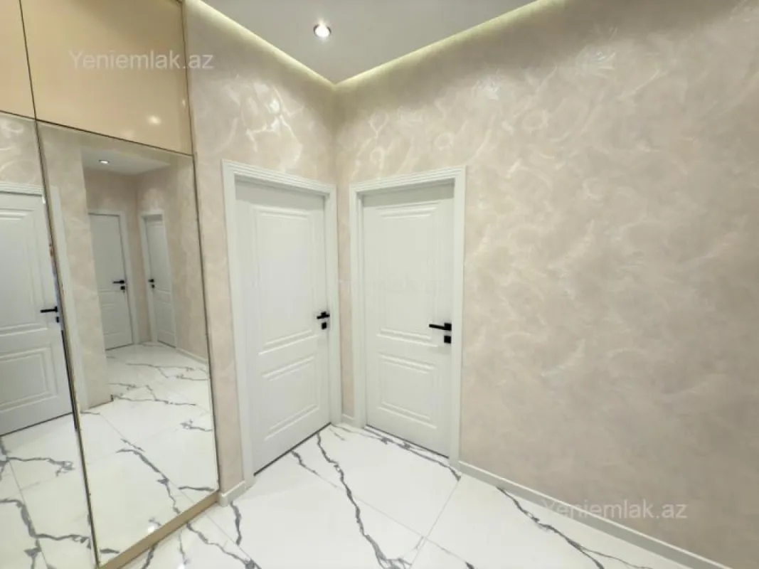 Satılır 2 otaqlı yeni tikili 80 m²