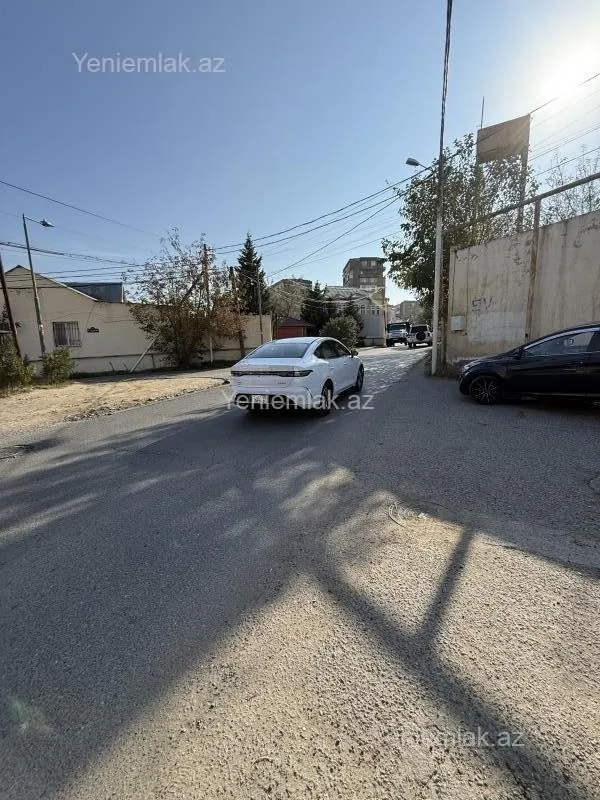 Satılır 7 otaqlı həyət evi 200 m²