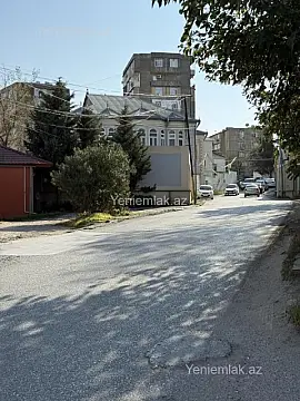 Satılır 7 otaqlı həyət evi 200 m²