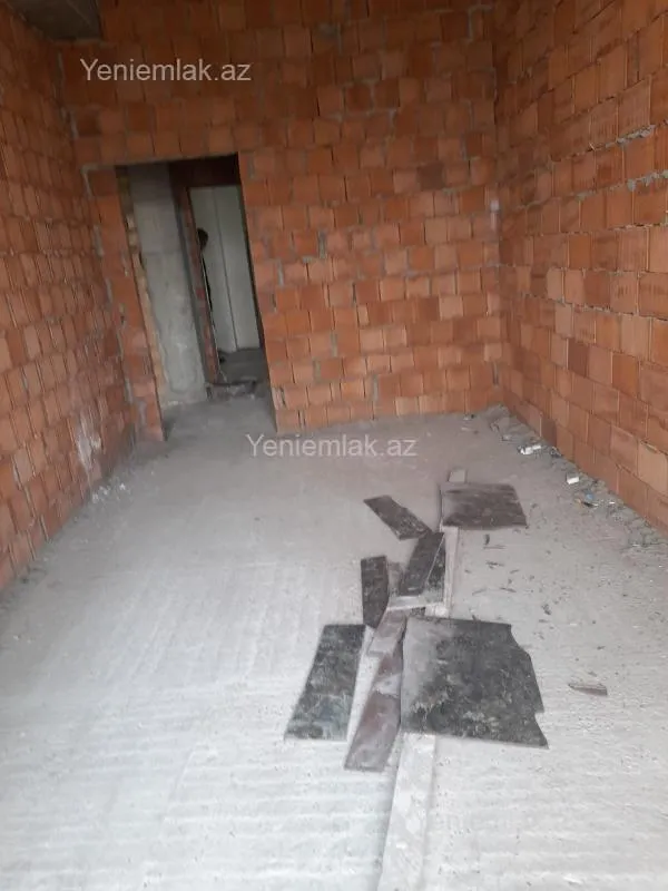 Satılır 2 otaqlı yeni tikili 80 m²