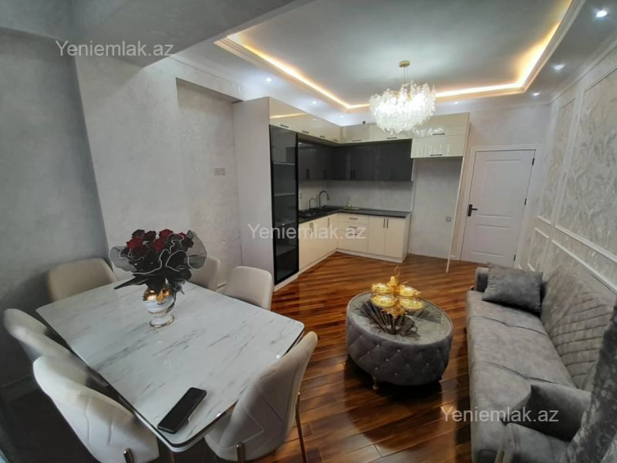 Satılır 3 otaqlı yeni tikili 80 m²