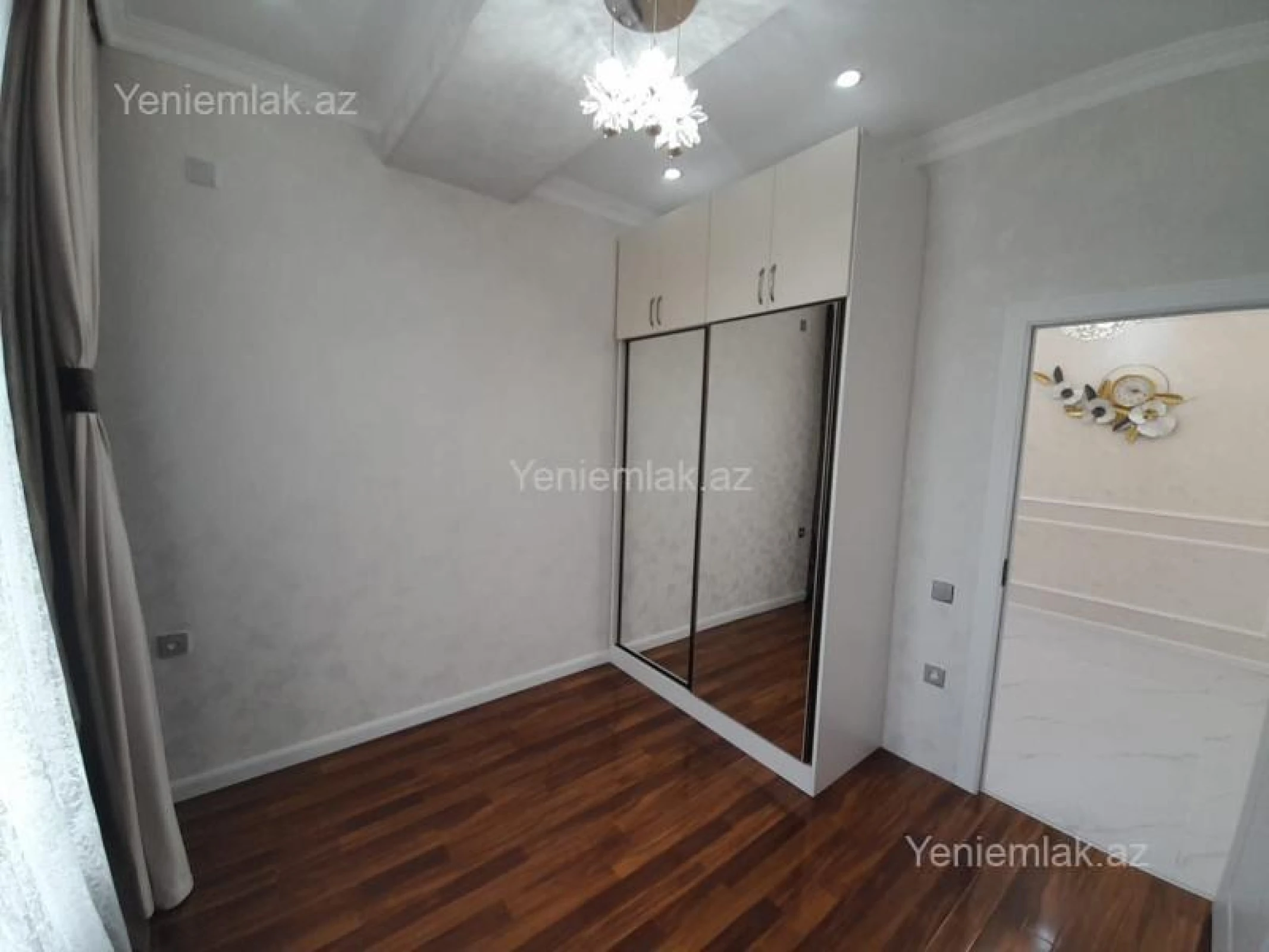Satılır 3 otaqlı yeni tikili 80 m²