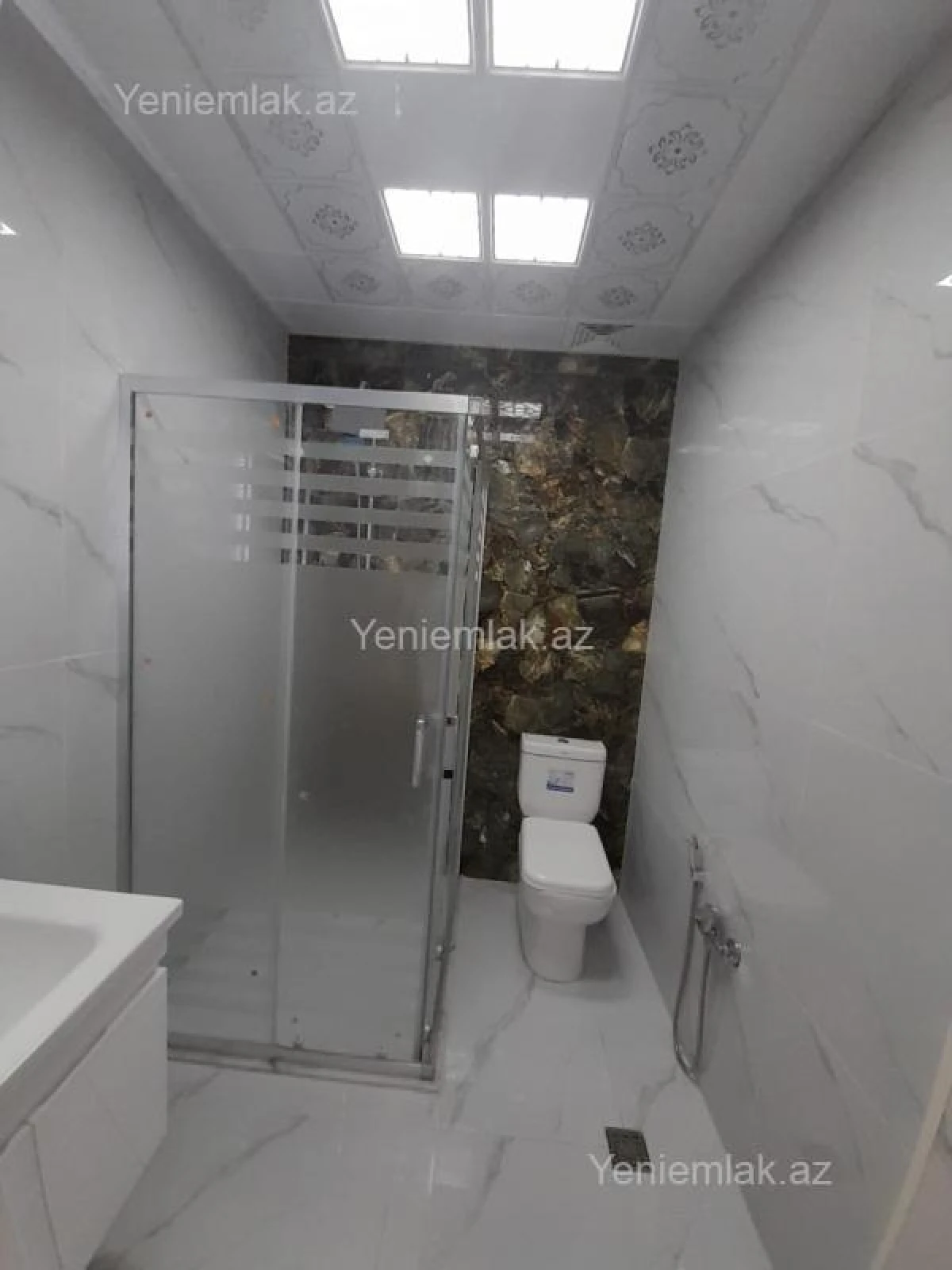 Satılır 3 otaqlı yeni tikili 80 m²