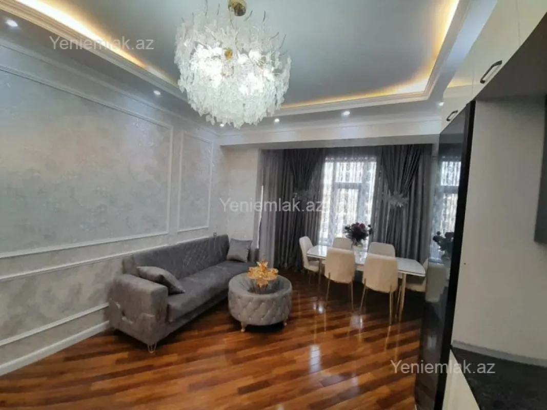 Satılır 3 otaqlı yeni tikili 80 m²