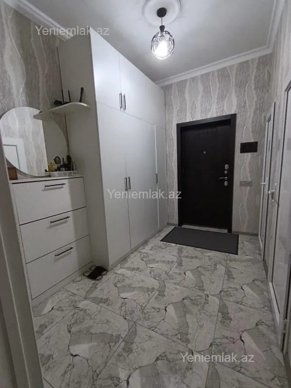 Satılır 3 otaqlı yeni tikili 67 m²