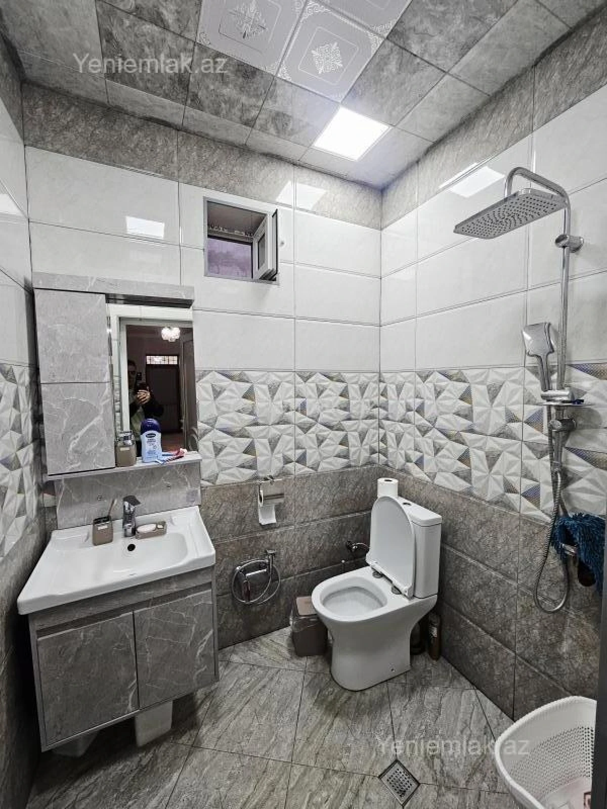 Satılır 4 otaqlı həyət evi 120 m²