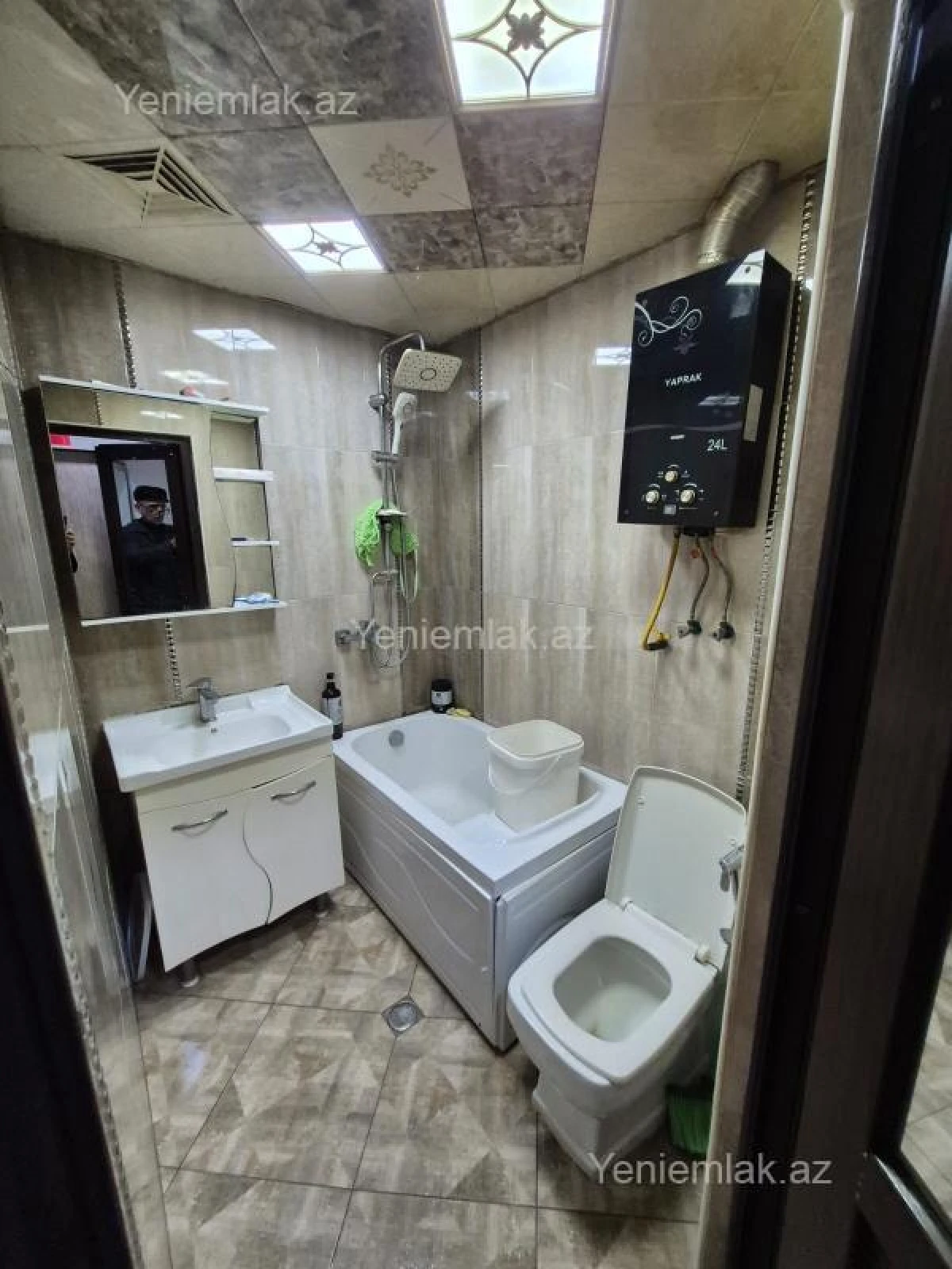 Satılır 2 otaqlı köhnə tikili 47 m²