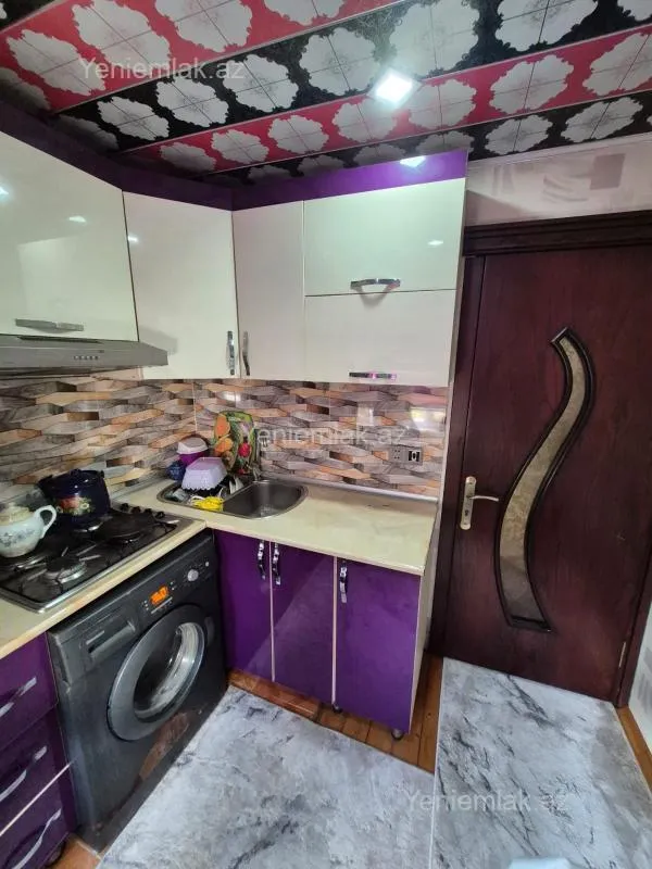 Satılır 2 otaqlı köhnə tikili 47 m²