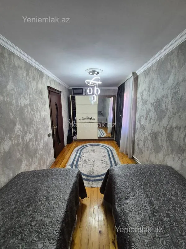 Satılır 2 otaqlı köhnə tikili 47 m²