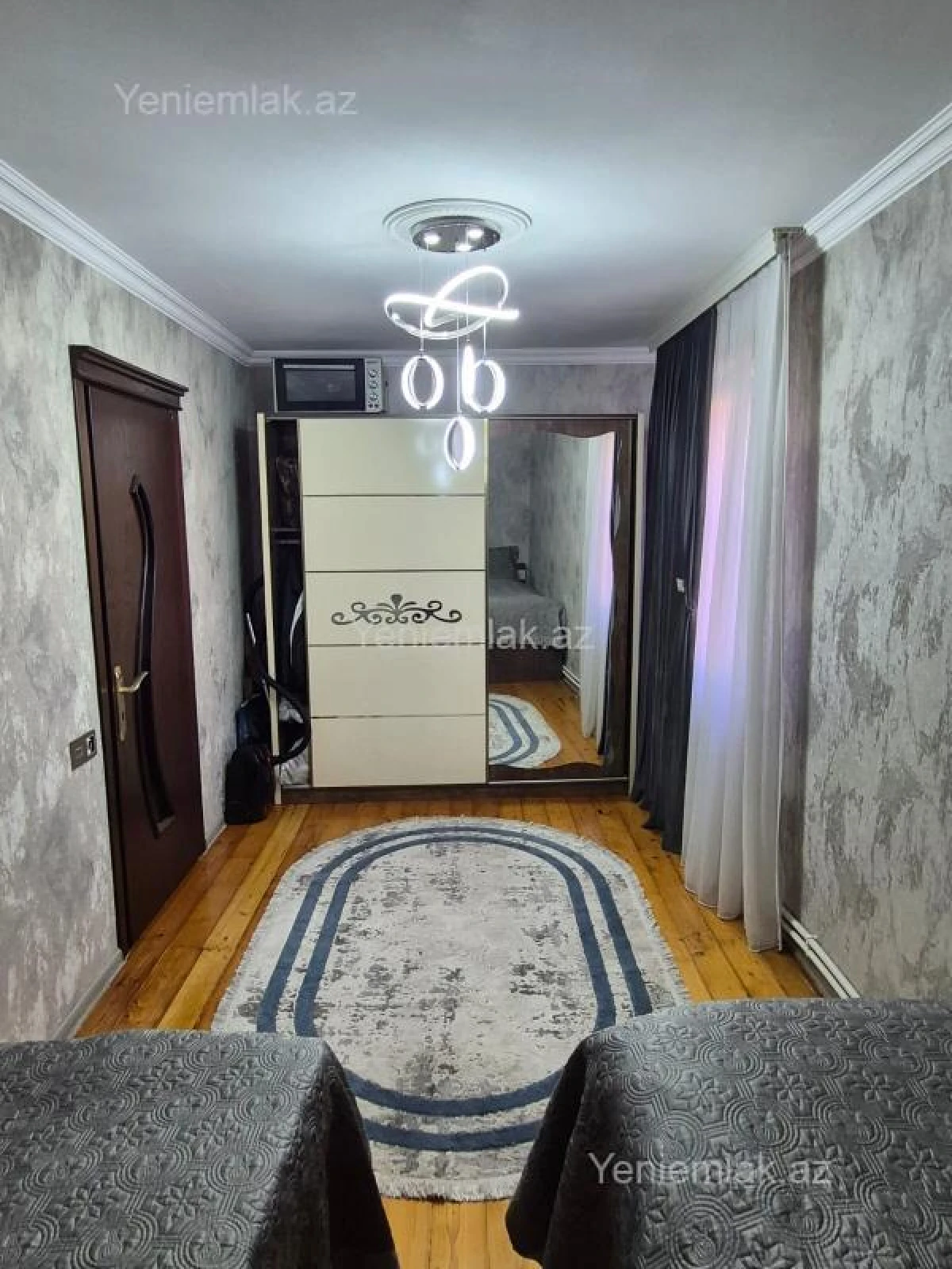 Satılır 2 otaqlı köhnə tikili 47 m²