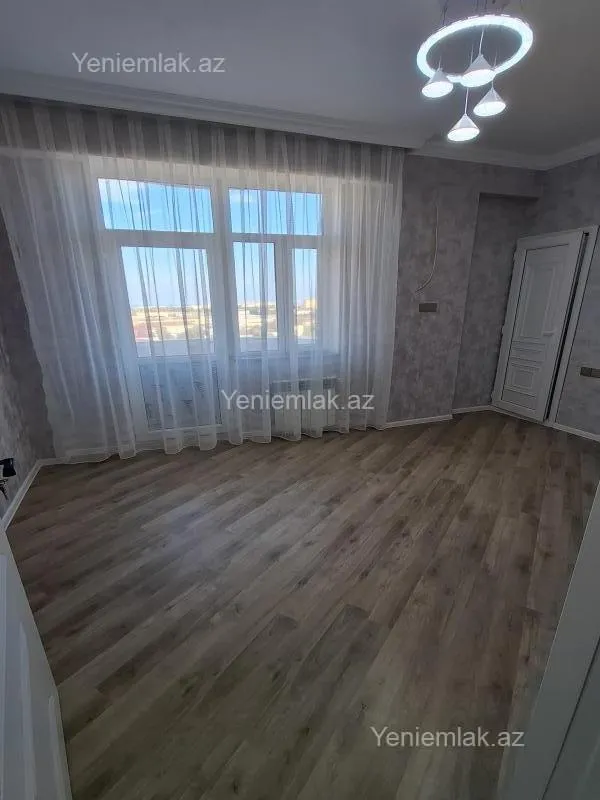 Satılır 2 otaqlı yeni tikili 95 m²