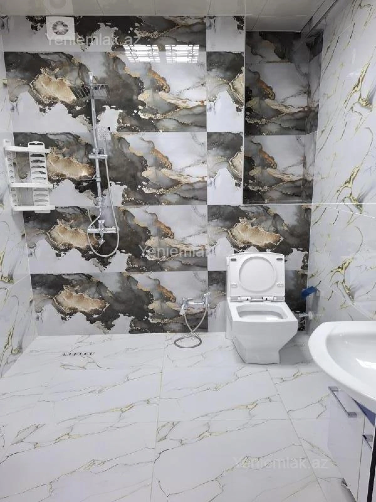 Satılır 2 otaqlı yeni tikili 95 m²