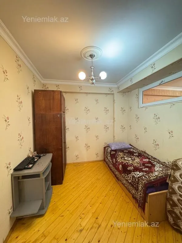 Satılır 3 otaqlı yeni tikili 74 m²