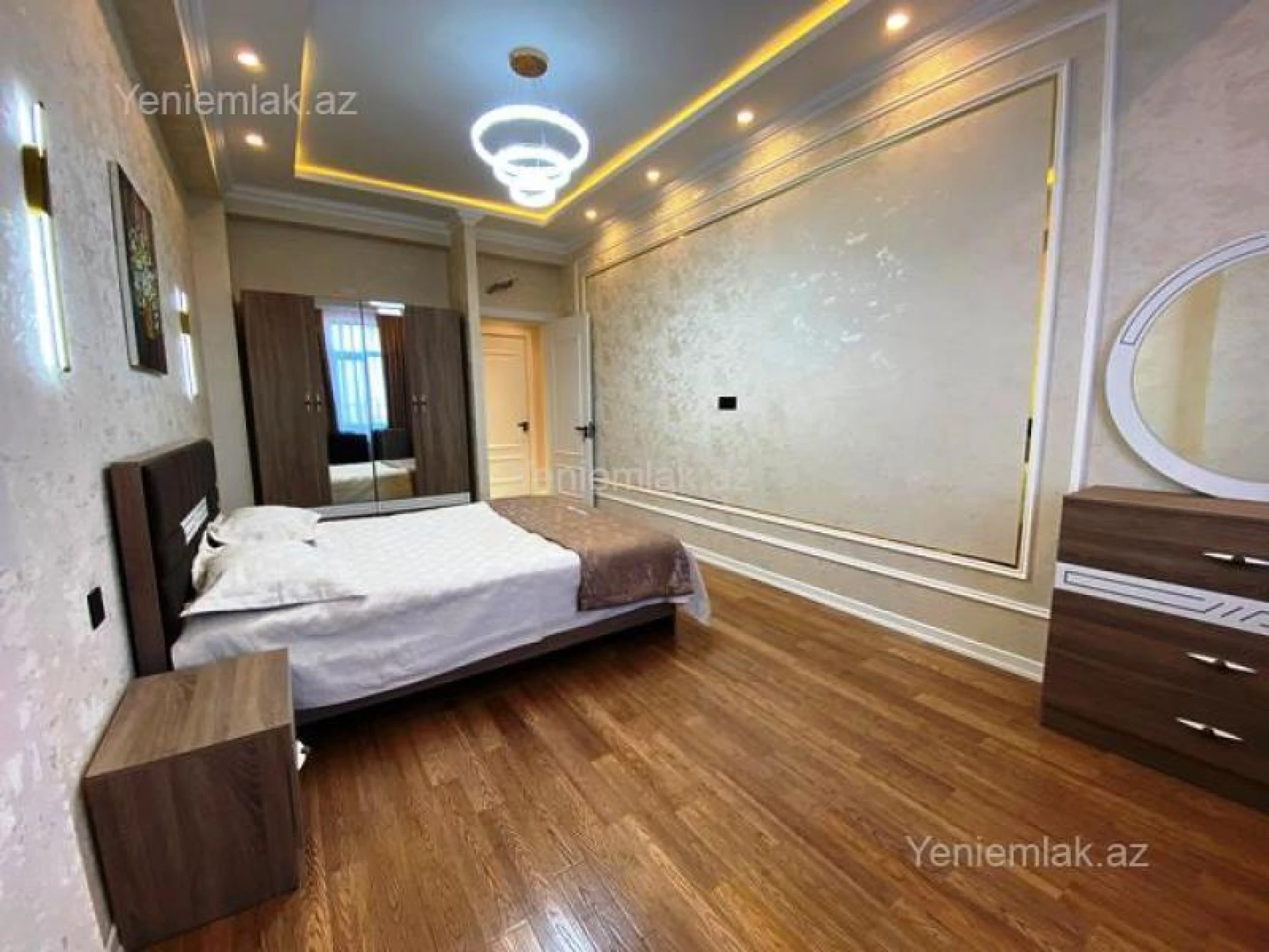 Satılır 3 otaqlı yeni tikili 105 m²