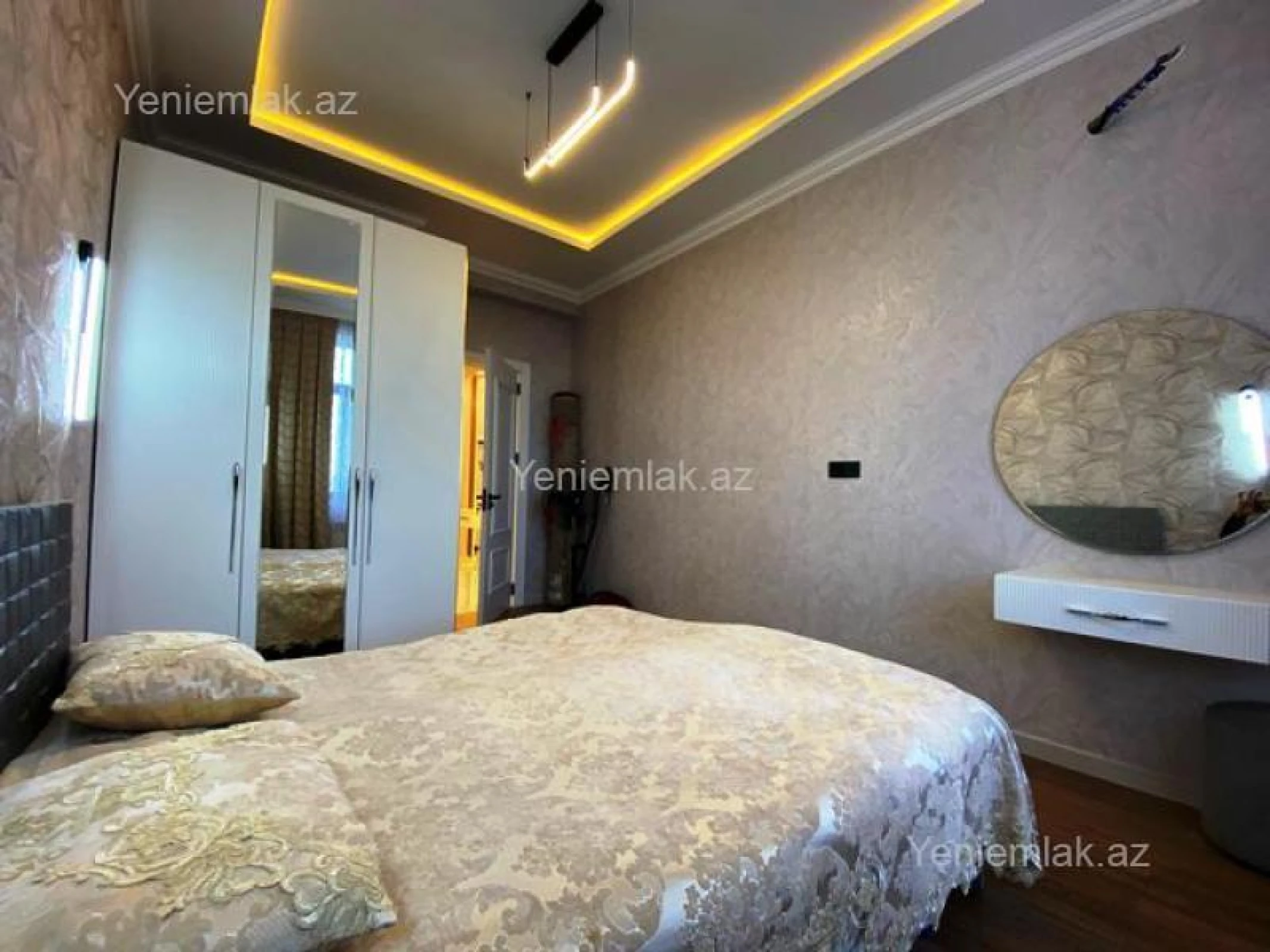 Satılır 3 otaqlı yeni tikili 105 m²