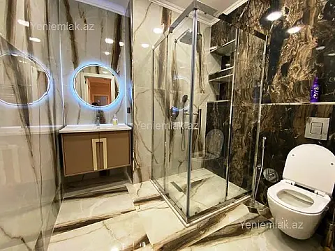 Satılır 3 otaqlı yeni tikili 105 m²