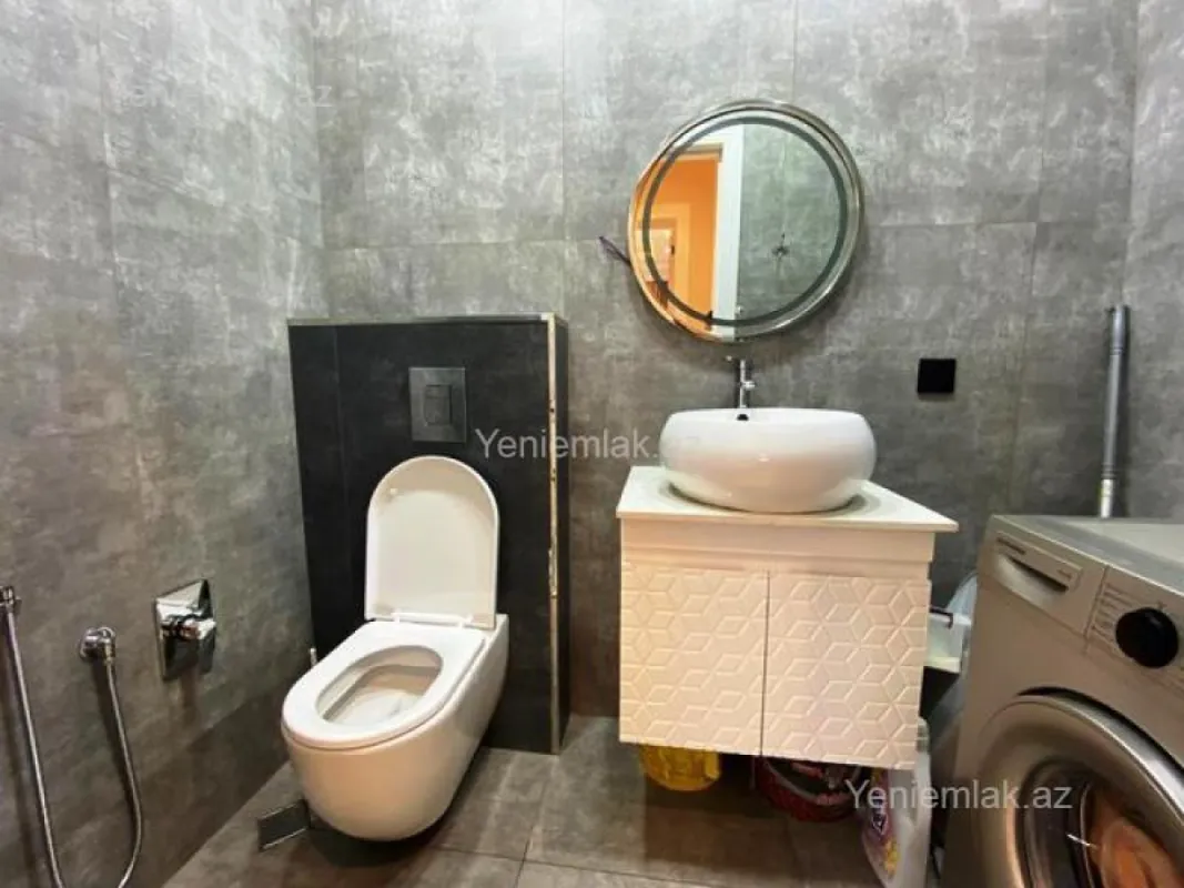 Satılır 3 otaqlı yeni tikili 105 m²