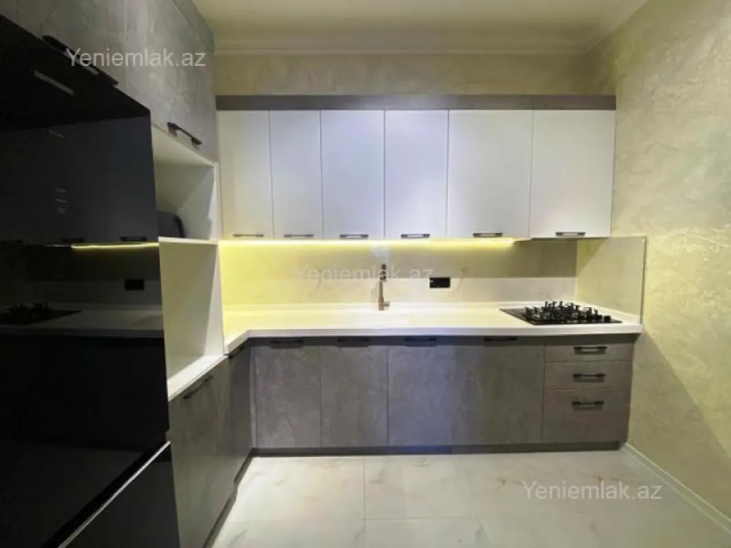 Satılır 3 otaqlı yeni tikili 105 m²