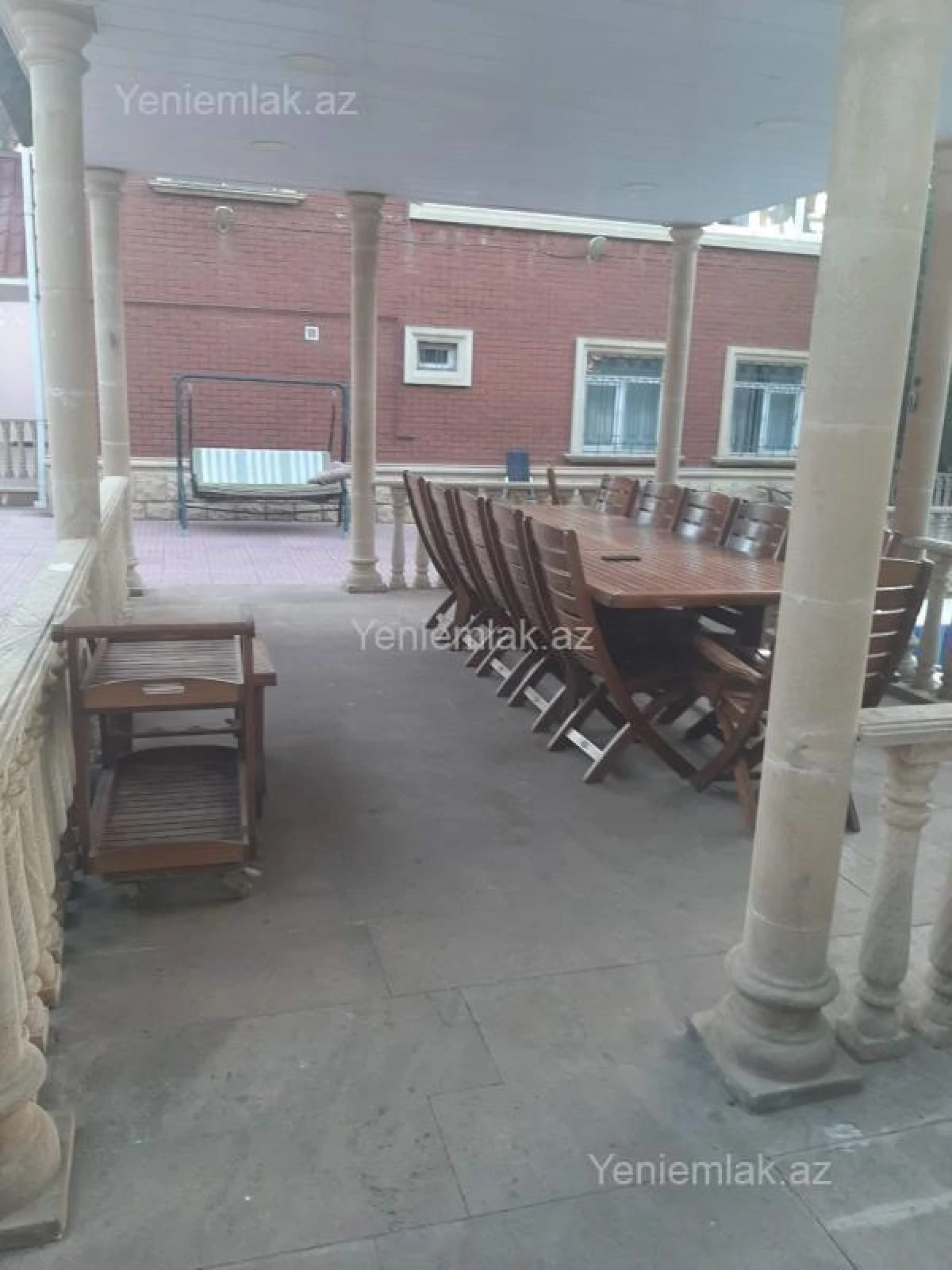 Satılır 6 otaqlı həyət evi 350 m²