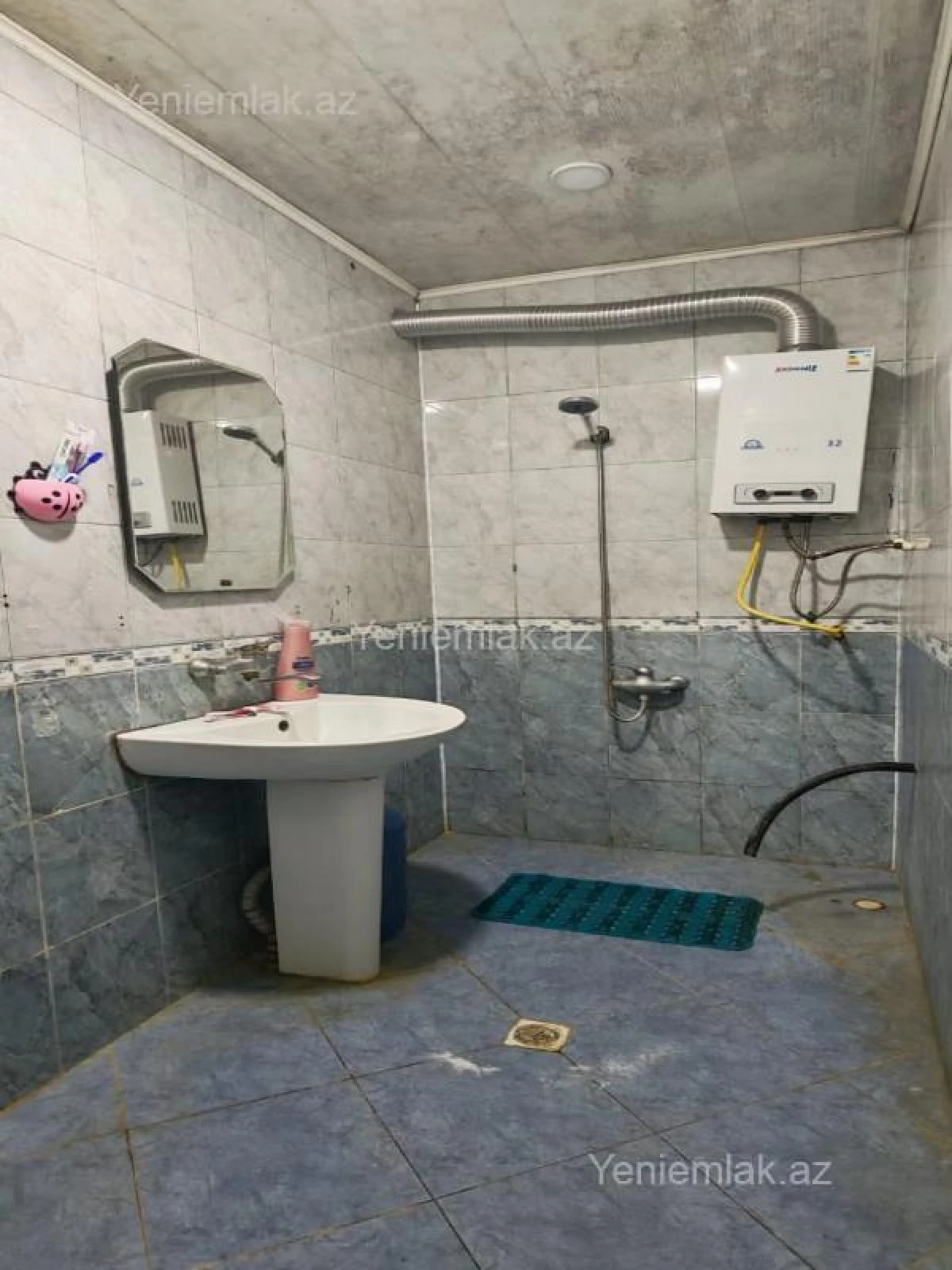 Satılır 3 otaqlı köhnə tikili 80 m²