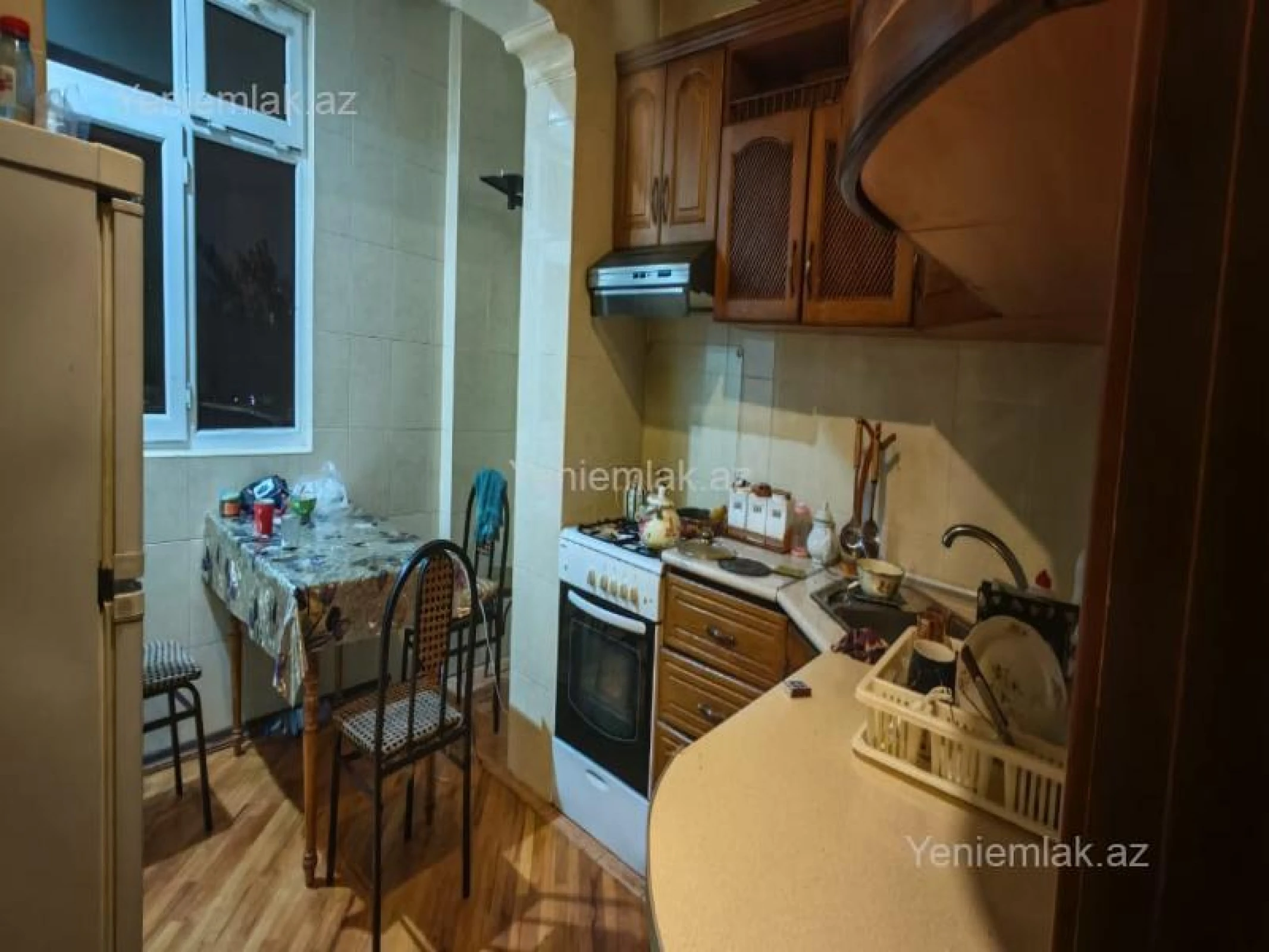 Satılır 3 otaqlı köhnə tikili 80 m²