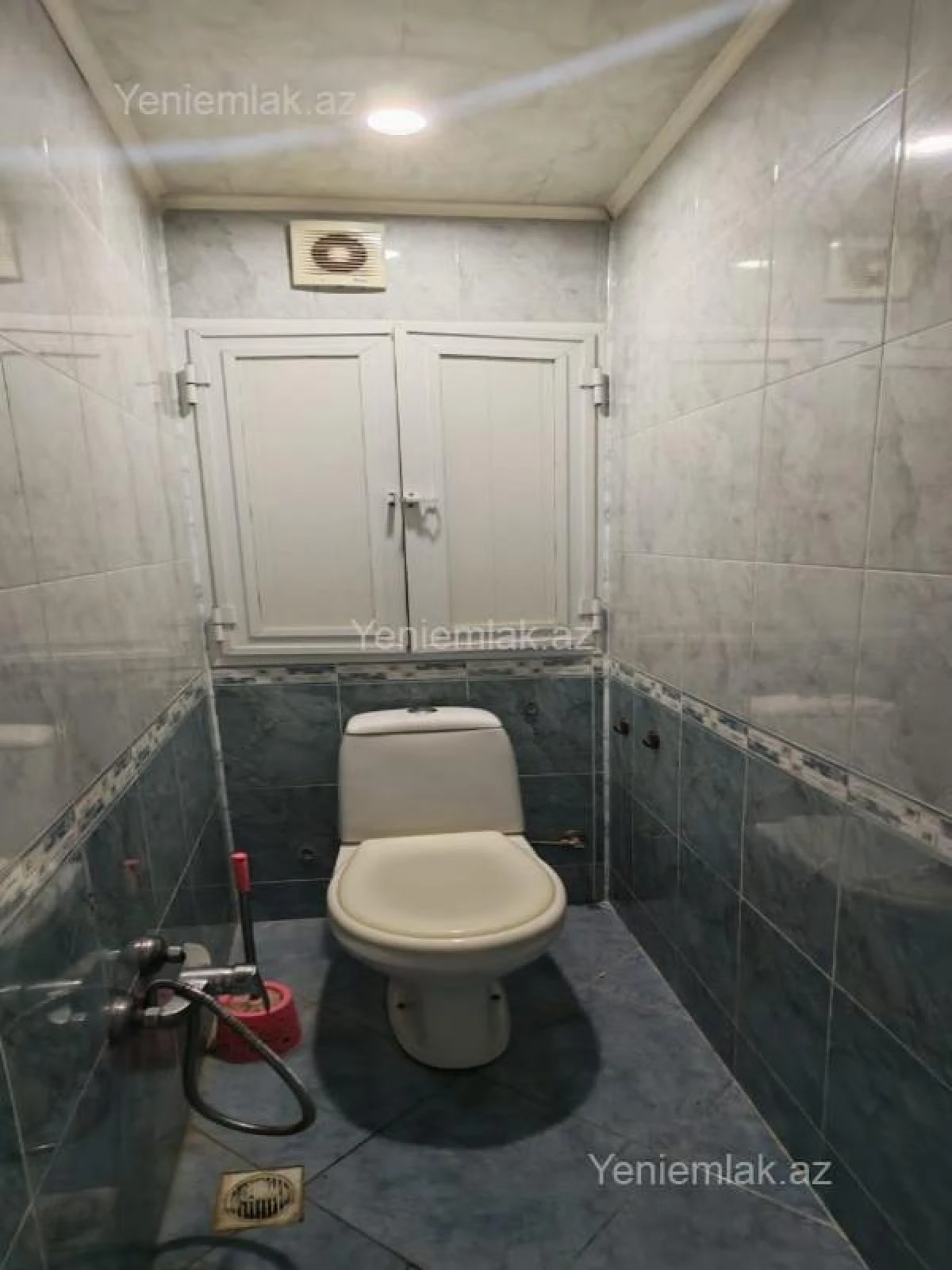 Satılır 3 otaqlı köhnə tikili 80 m²