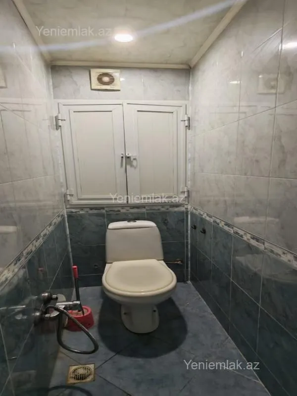 Satılır 3 otaqlı köhnə tikili 80 m²