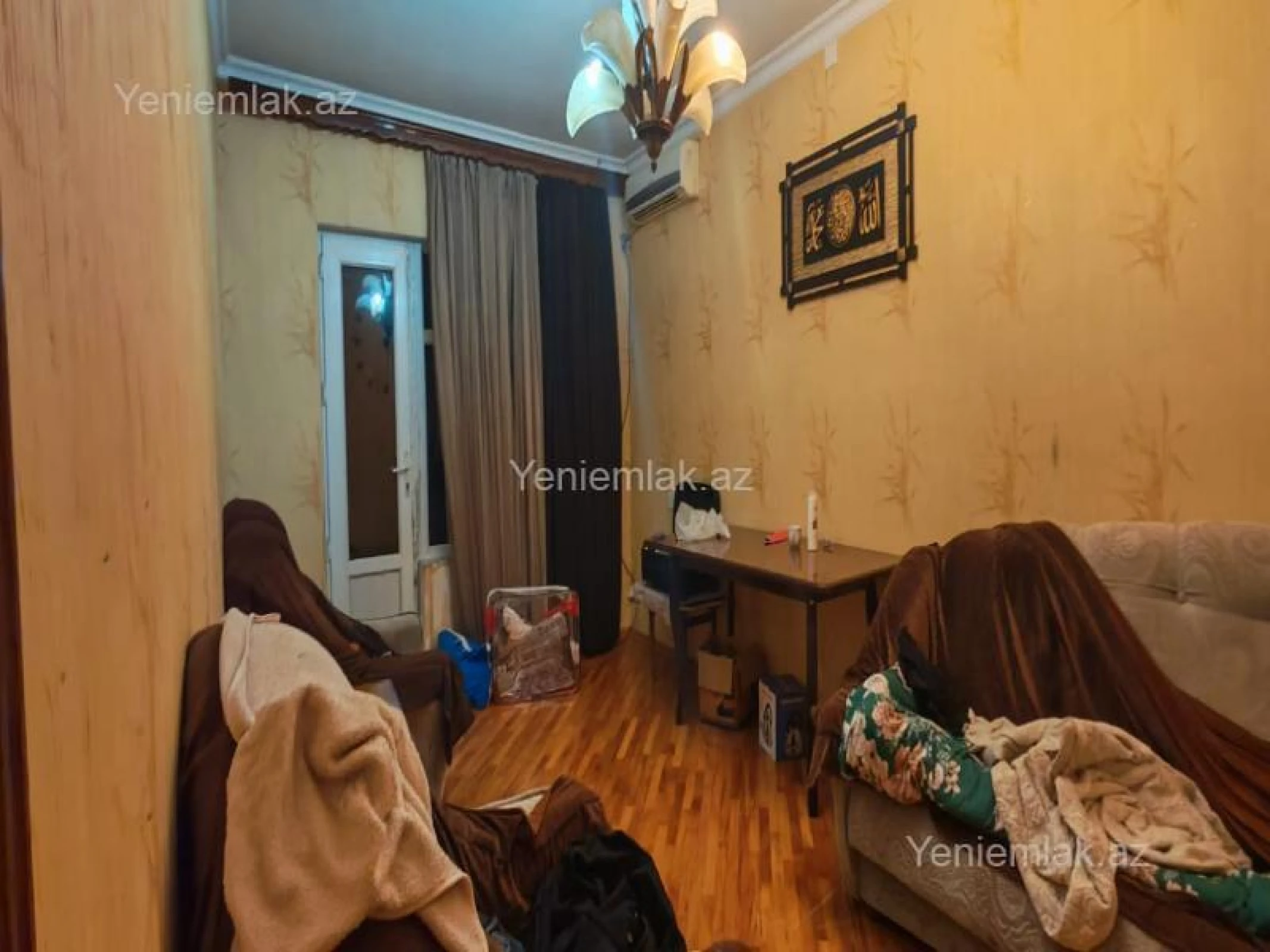 Satılır 3 otaqlı köhnə tikili 80 m²