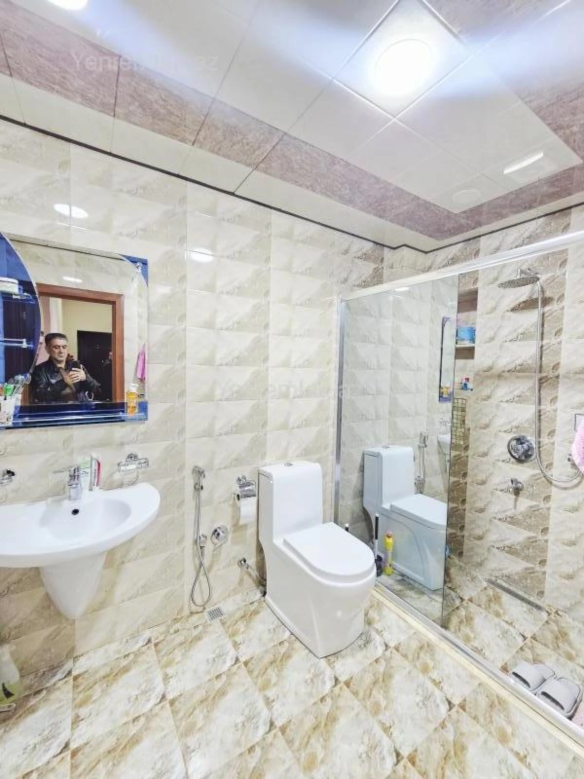 Satılır 2 otaqlı yeni tikili 70 m²