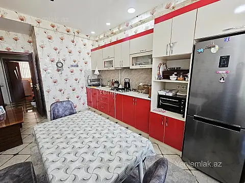 Satılır 2 otaqlı yeni tikili 70 m²