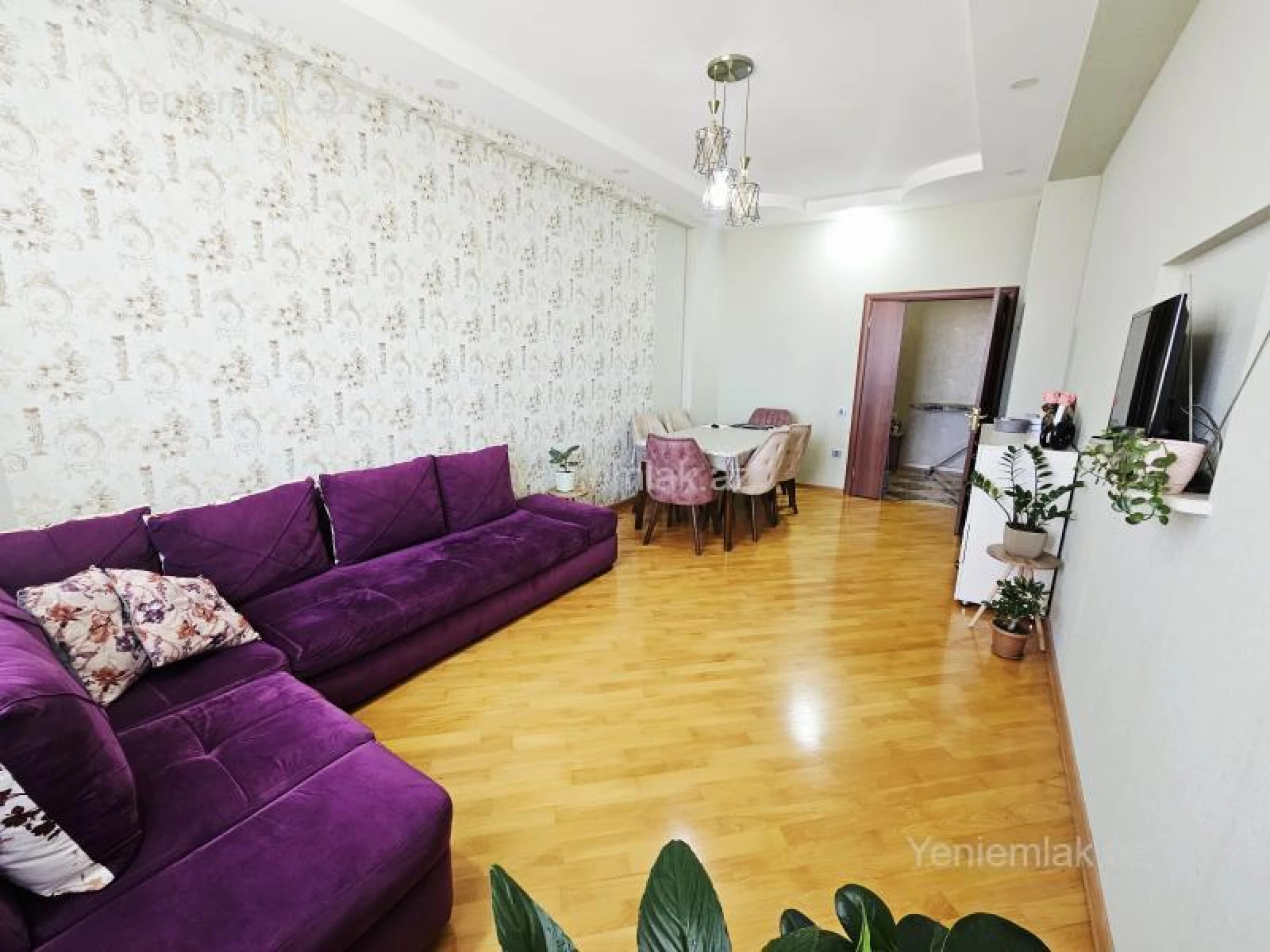 Satılır 2 otaqlı yeni tikili 70 m²