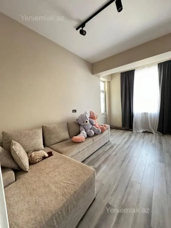 Satılır 2 otaqlı yeni tikili 67 m²