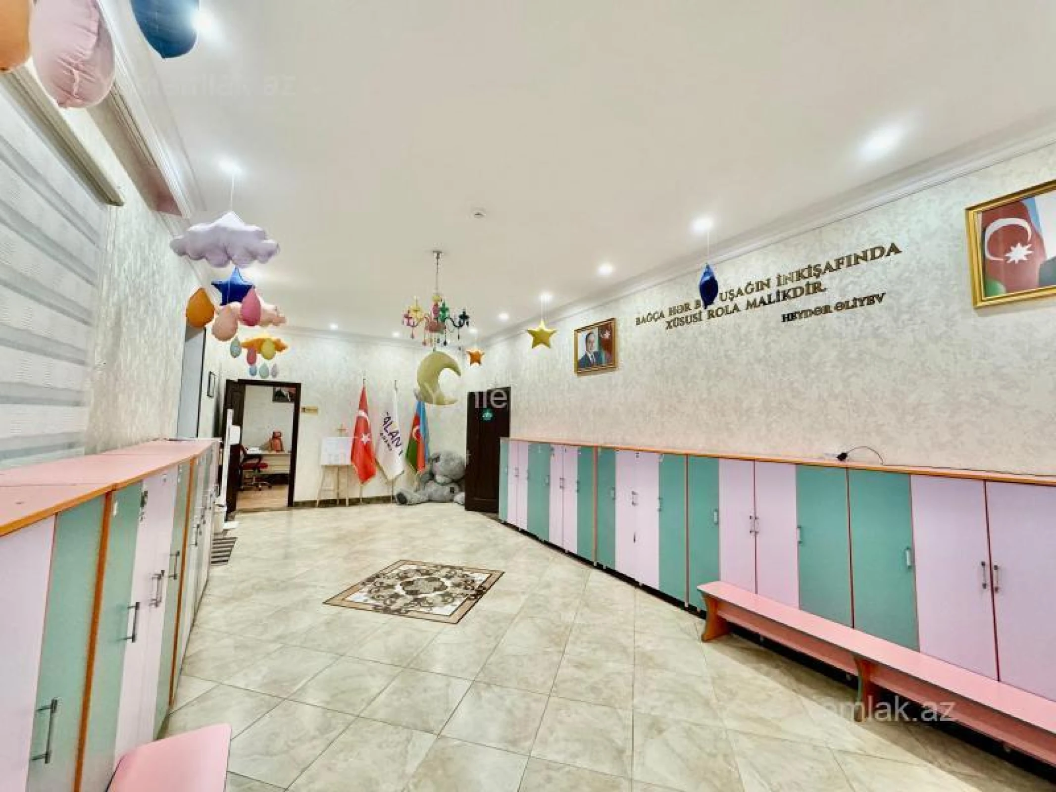 Satılır 16 otaqlı obyekt 2000 m²