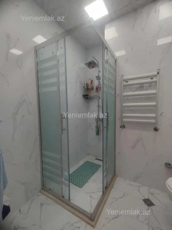 Satılır 4 otaqlı yeni tikili 220 m²