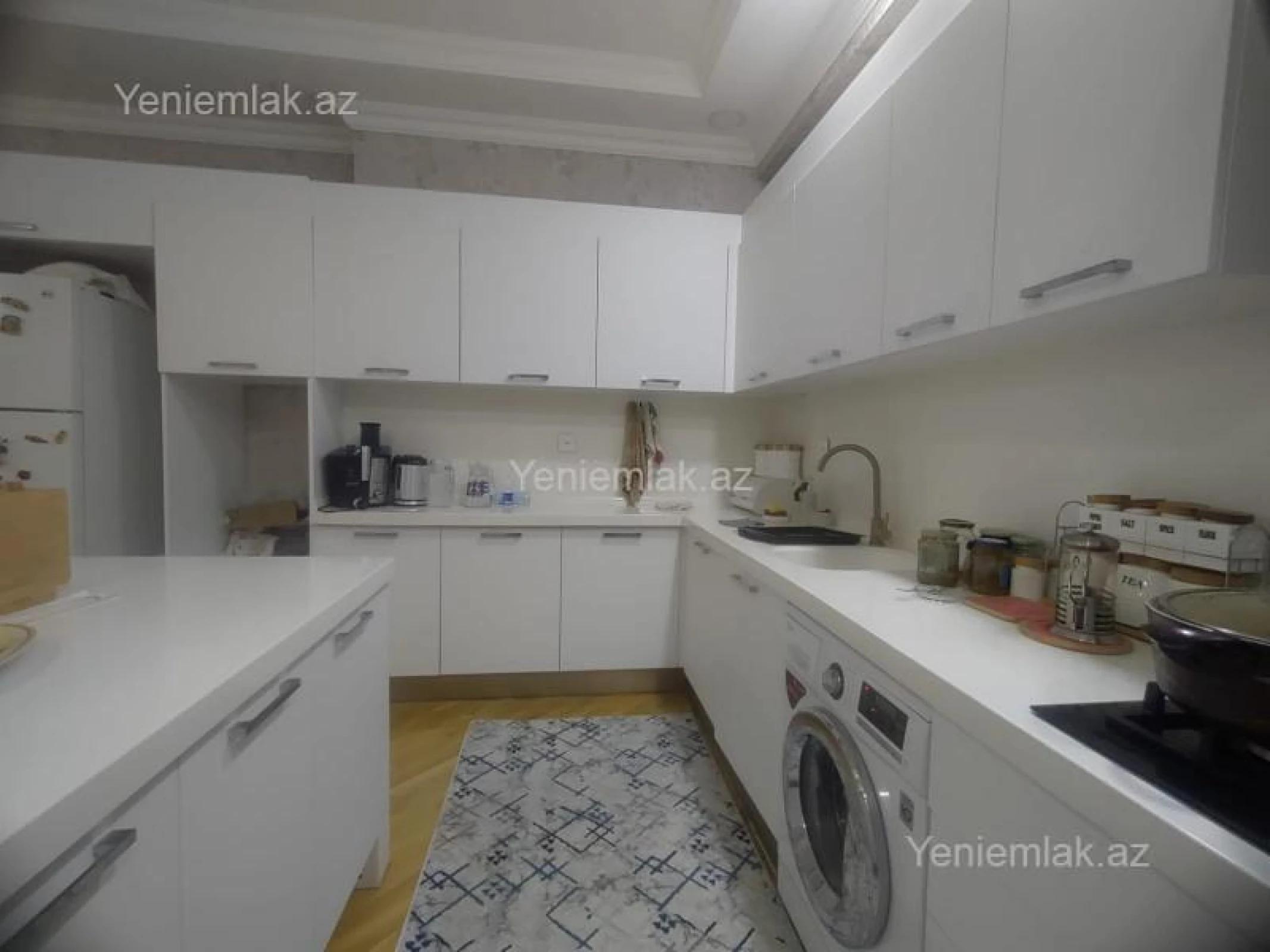 Satılır 4 otaqlı yeni tikili 220 m²