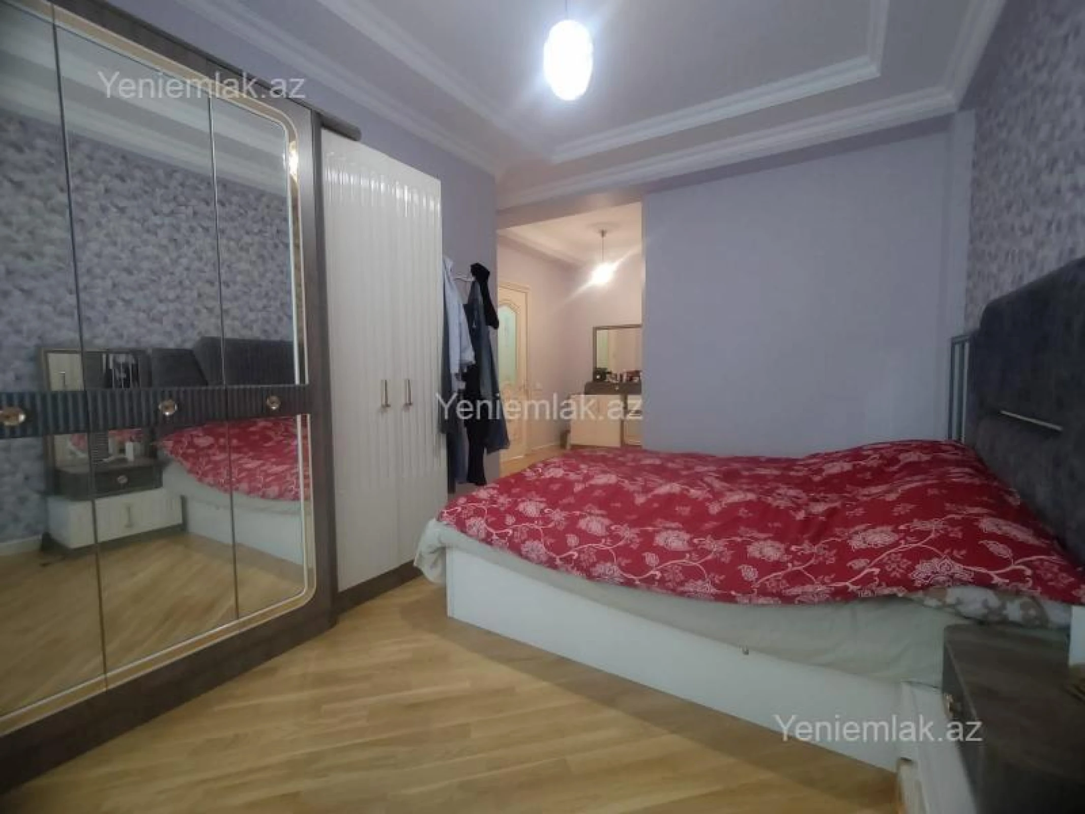 Satılır 4 otaqlı yeni tikili 220 m²