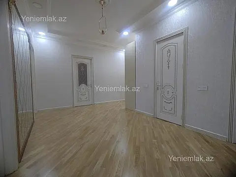 Satılır 4 otaqlı yeni tikili 220 m²