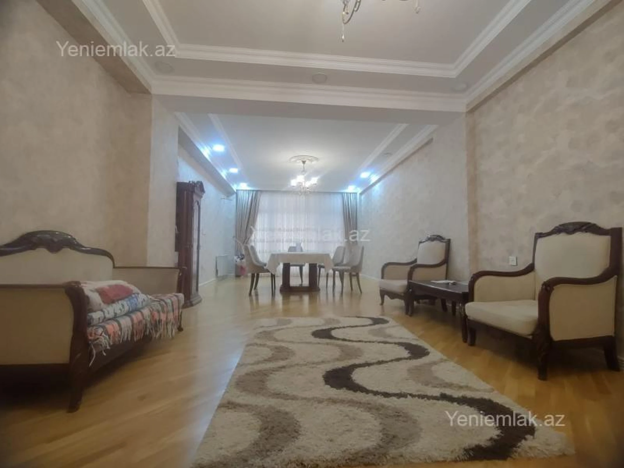 Satılır 4 otaqlı yeni tikili 220 m²