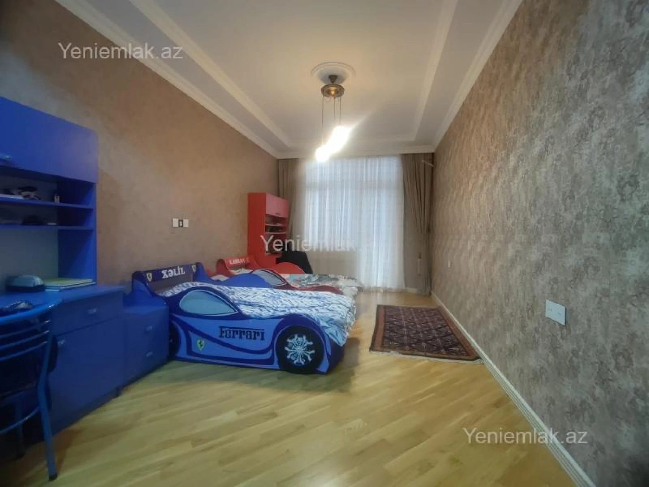 Satılır 4 otaqlı yeni tikili 220 m²