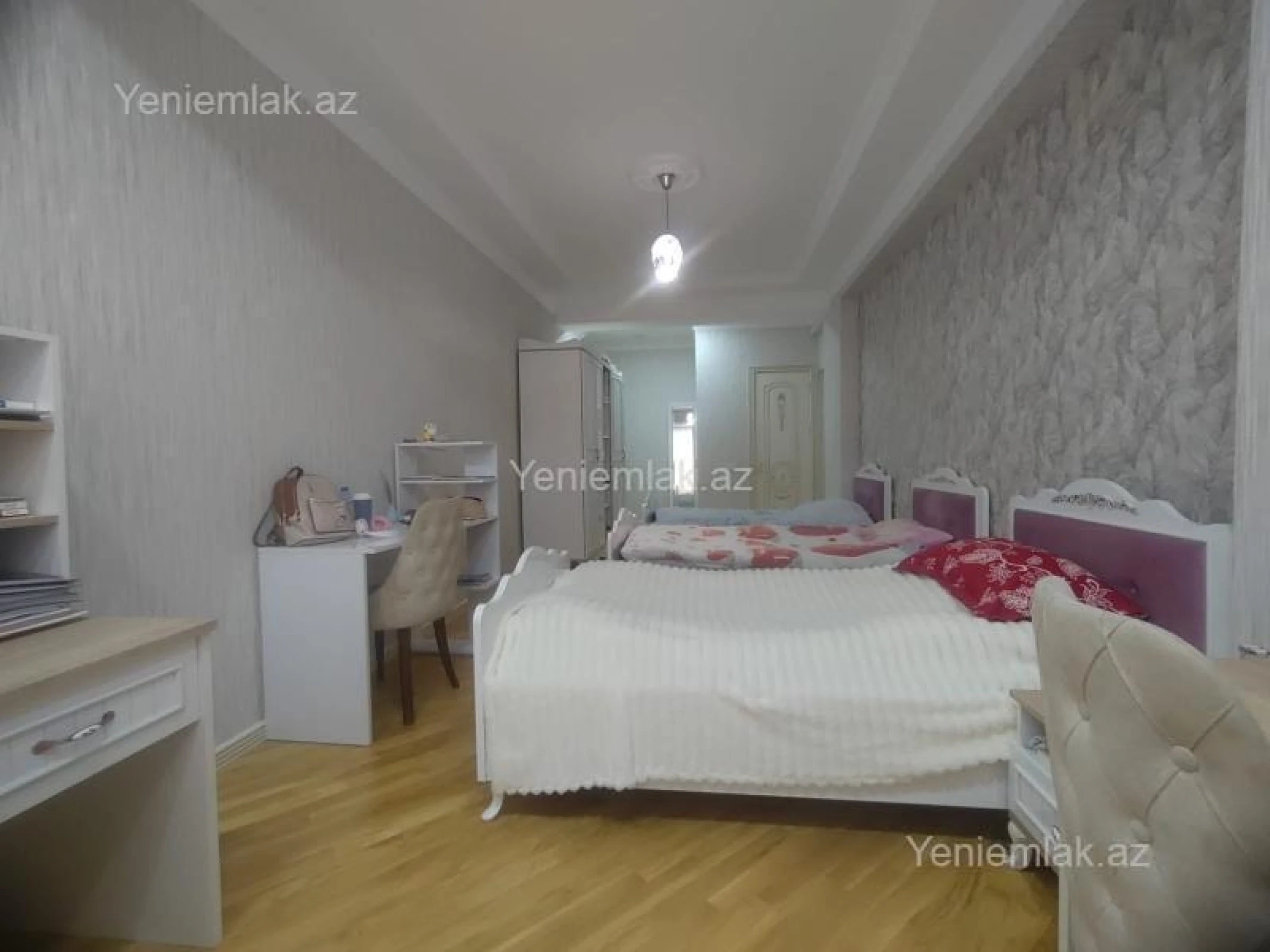 Satılır 4 otaqlı yeni tikili 220 m²