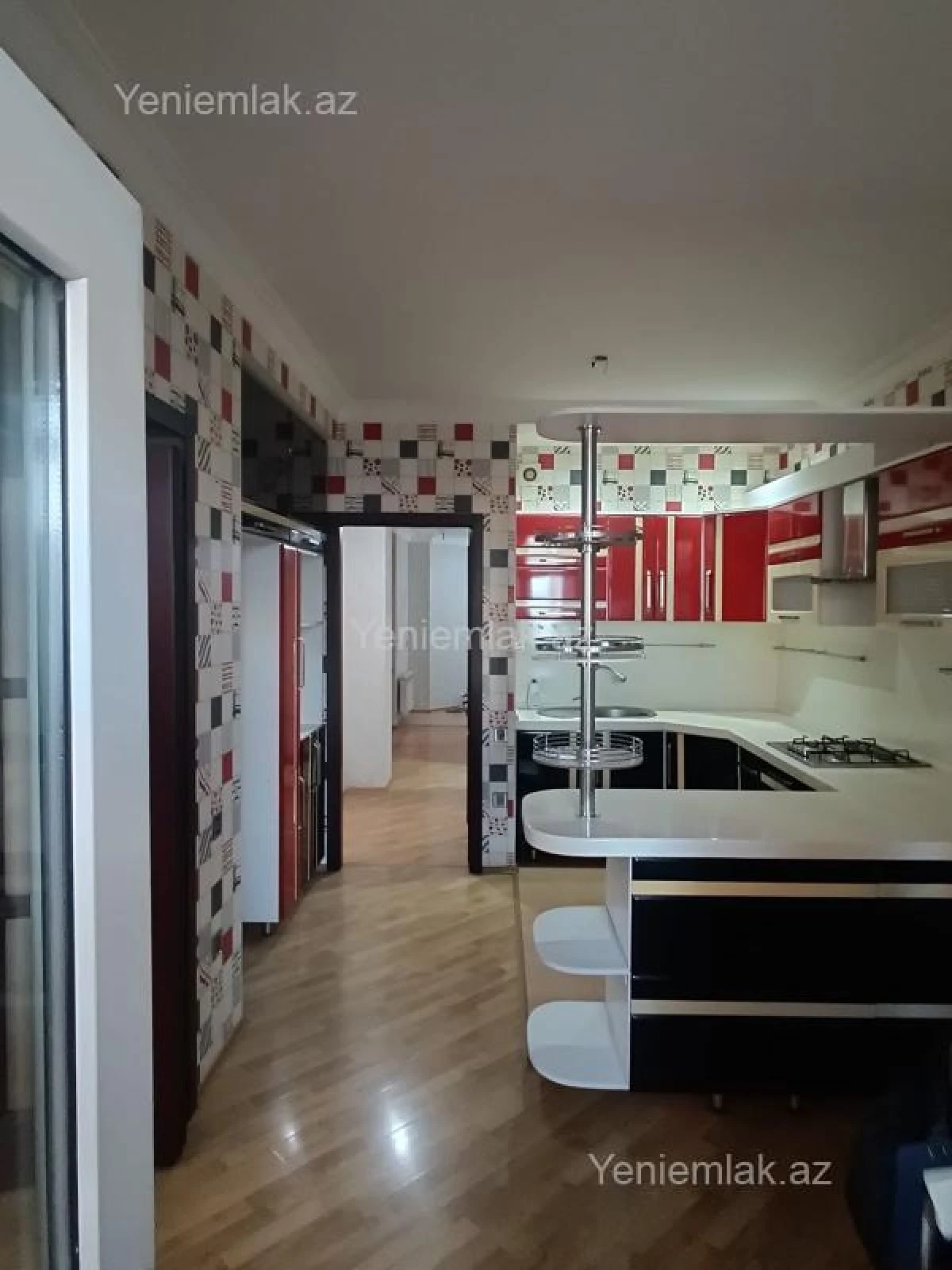 Satılır 3 otaqlı yeni tikili 112 m²