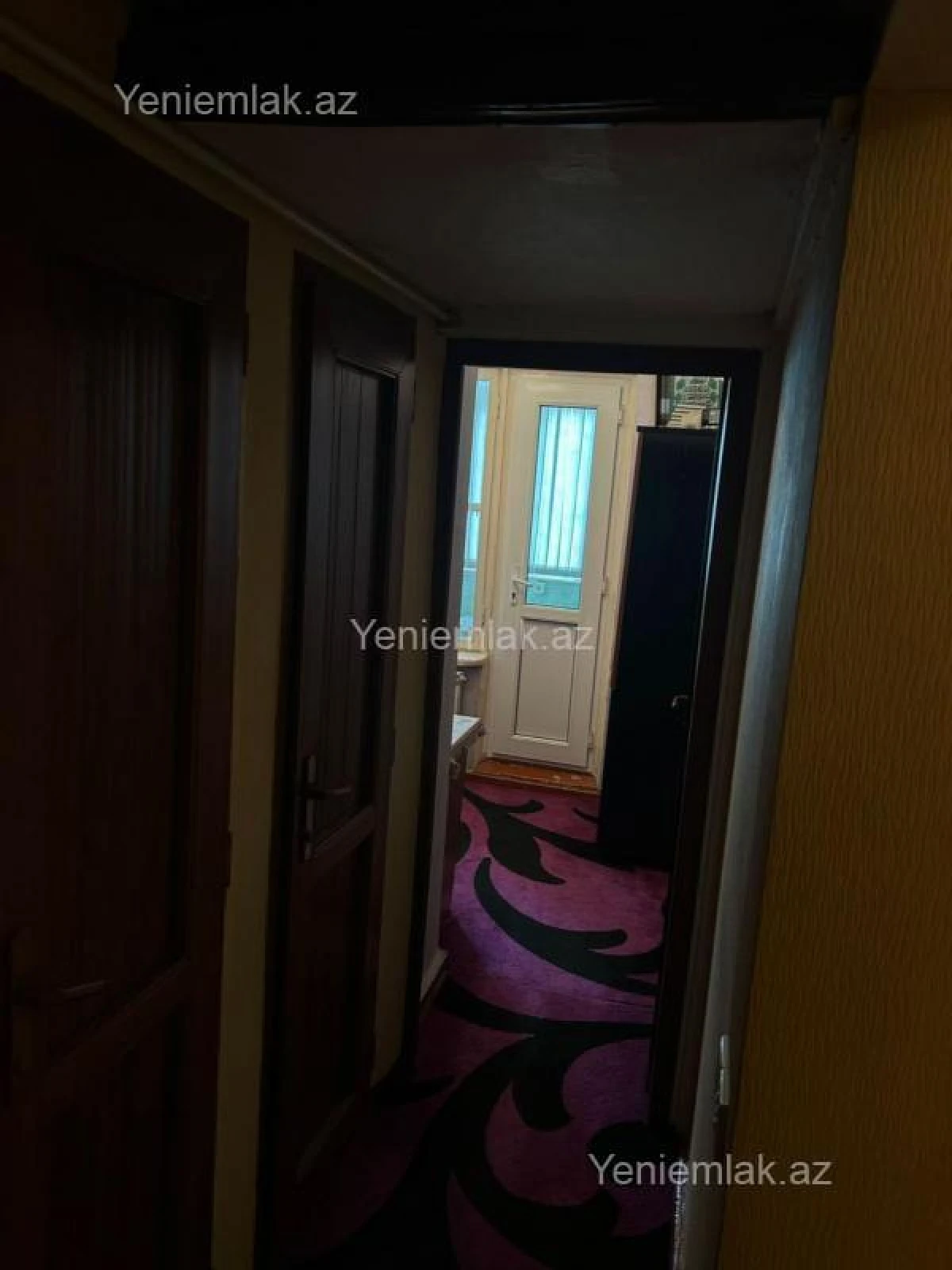 Satılır 2 otaqlı köhnə tikili 65 m²